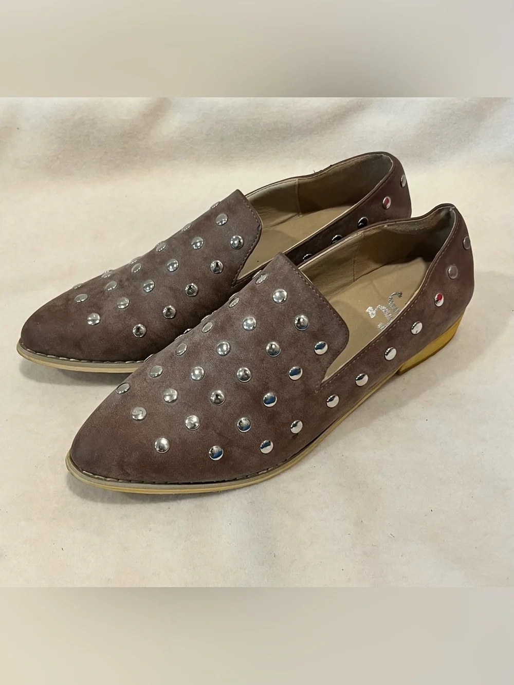 JG Women’s Studded Faux Suede Slip-On Loafers in Brown Size 8